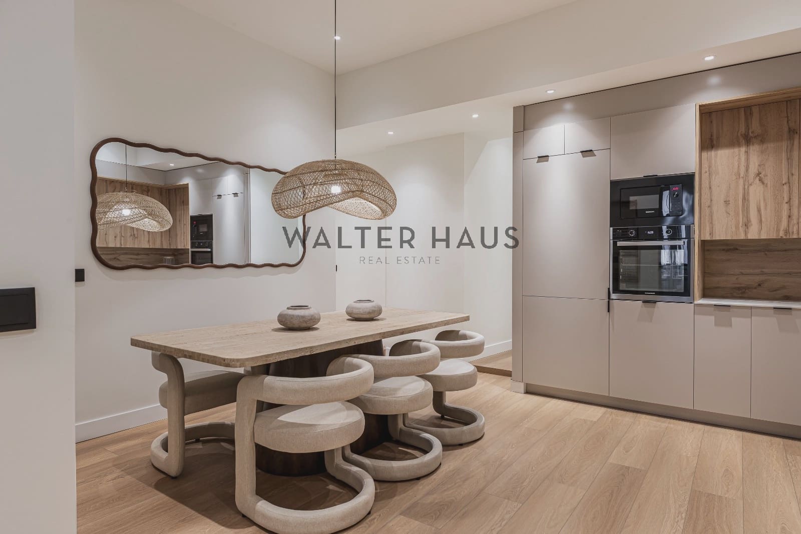 3 bedroom Flat for sale in Madrid city - € 1,100,000 (Ref: 9502945)