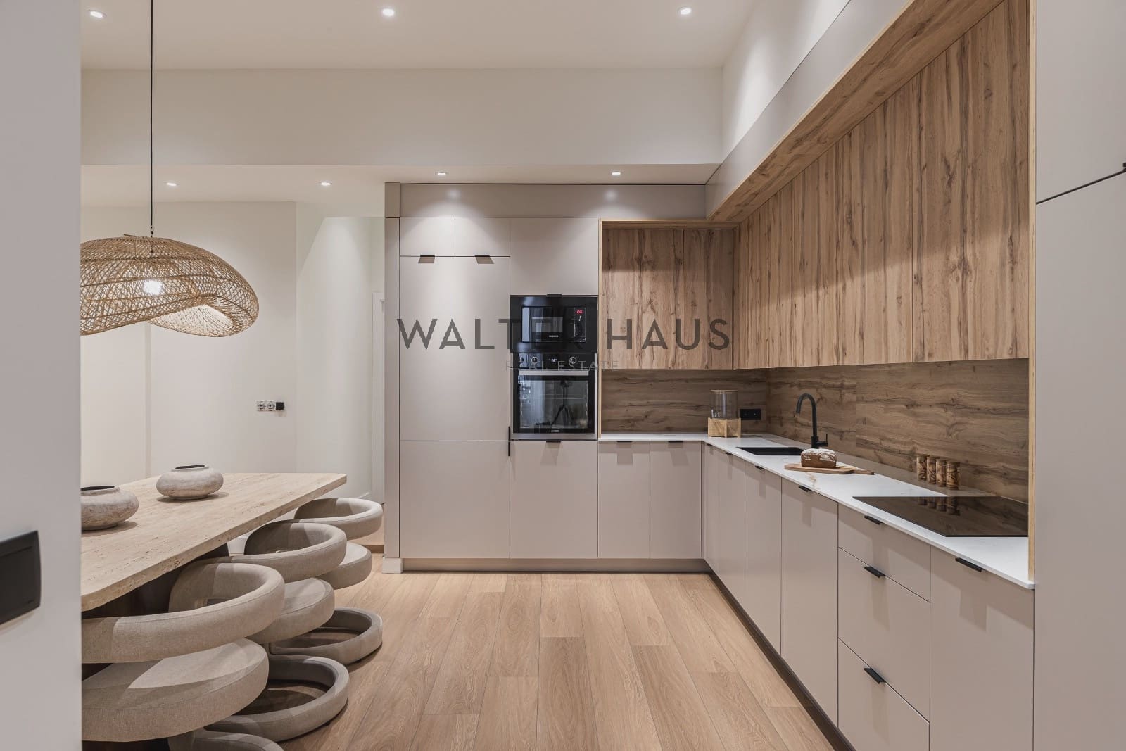 3 bedroom Flat for sale in Madrid city - € 1,100,000 (Ref: 9502945)