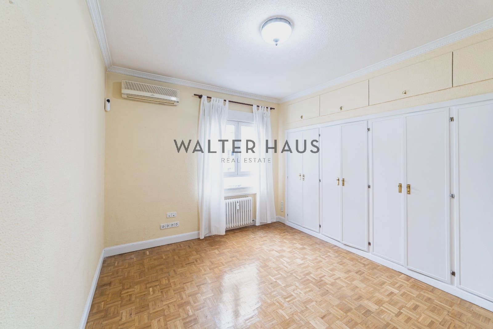 2 bedroom Flat for sale in Madrid city - € 1,200,000 (Ref: 9503451)