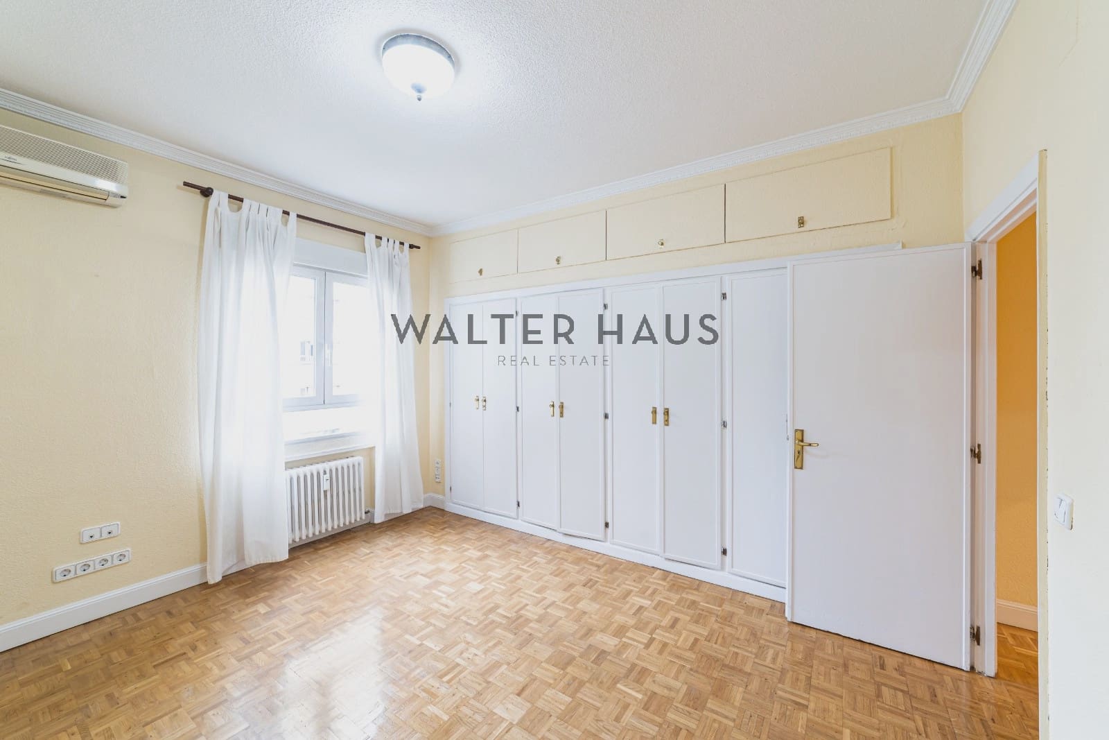 2 bedroom Flat for sale in Madrid city - € 1,200,000 (Ref: 9503451)