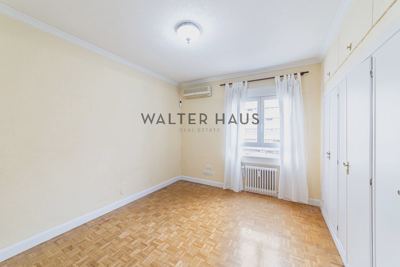 2 bedroom Flat for sale in Madrid city - € 1,200,000 (Ref: 9503451)