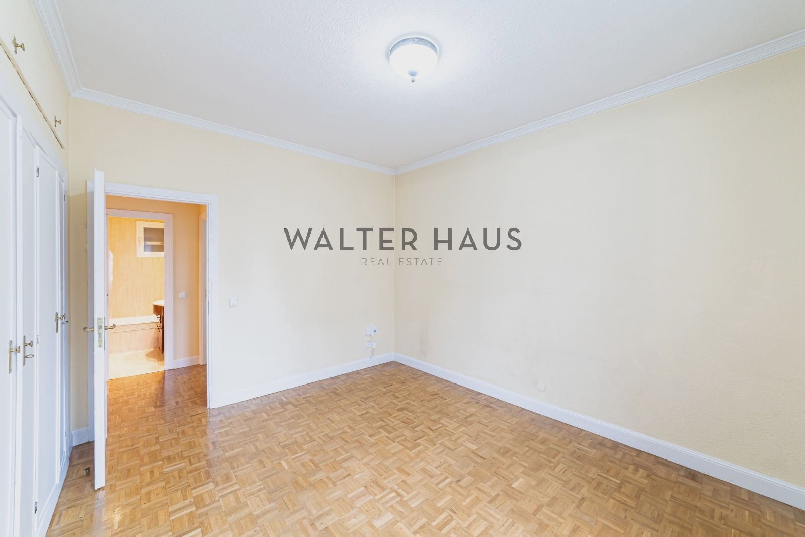 2 bedroom Flat for sale in Madrid city - € 1,200,000 (Ref: 9503451)