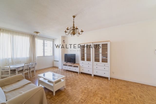 2 slaapkamer Flat te huur in Nueva España, Madrid stad met zwembad garage - € 2.100 (Ref: 9503451)