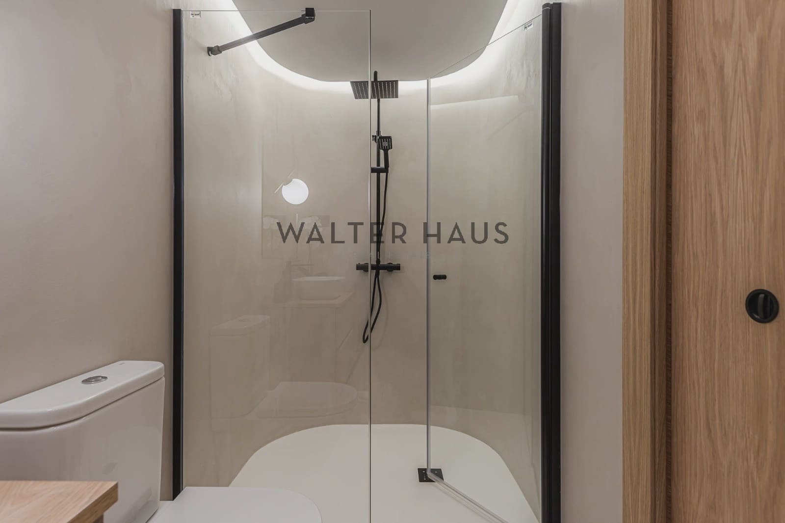 2 bedroom Flat for sale in Madrid city - € 2,190,000 (Ref: 9506932)