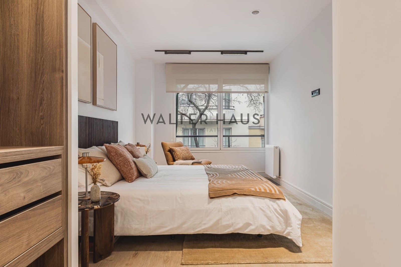 2 bedroom Flat for sale in Madrid city - € 2,190,000 (Ref: 9506932)