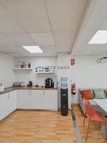 Oficina en La Vila de Gràcia, Barcelona ciudad en alquiler - 9.800 € (Ref: 9506933)