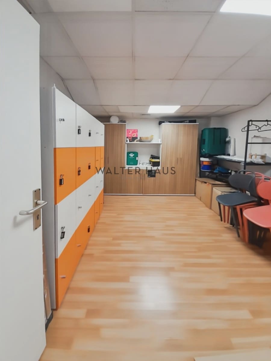 Oficina en Barcelona ciudad en alquiler - 9.800 € (Ref: 9506933)