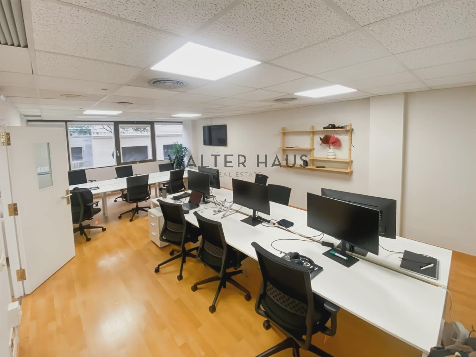 Oficina en Barcelona ciudad en alquiler - 9.800 € (Ref: 9506933)