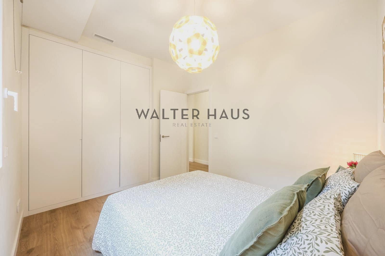 Ático de 3 habitaciones en Madrid ciudad en venta - 1.300.000 € (Ref: 9511445)