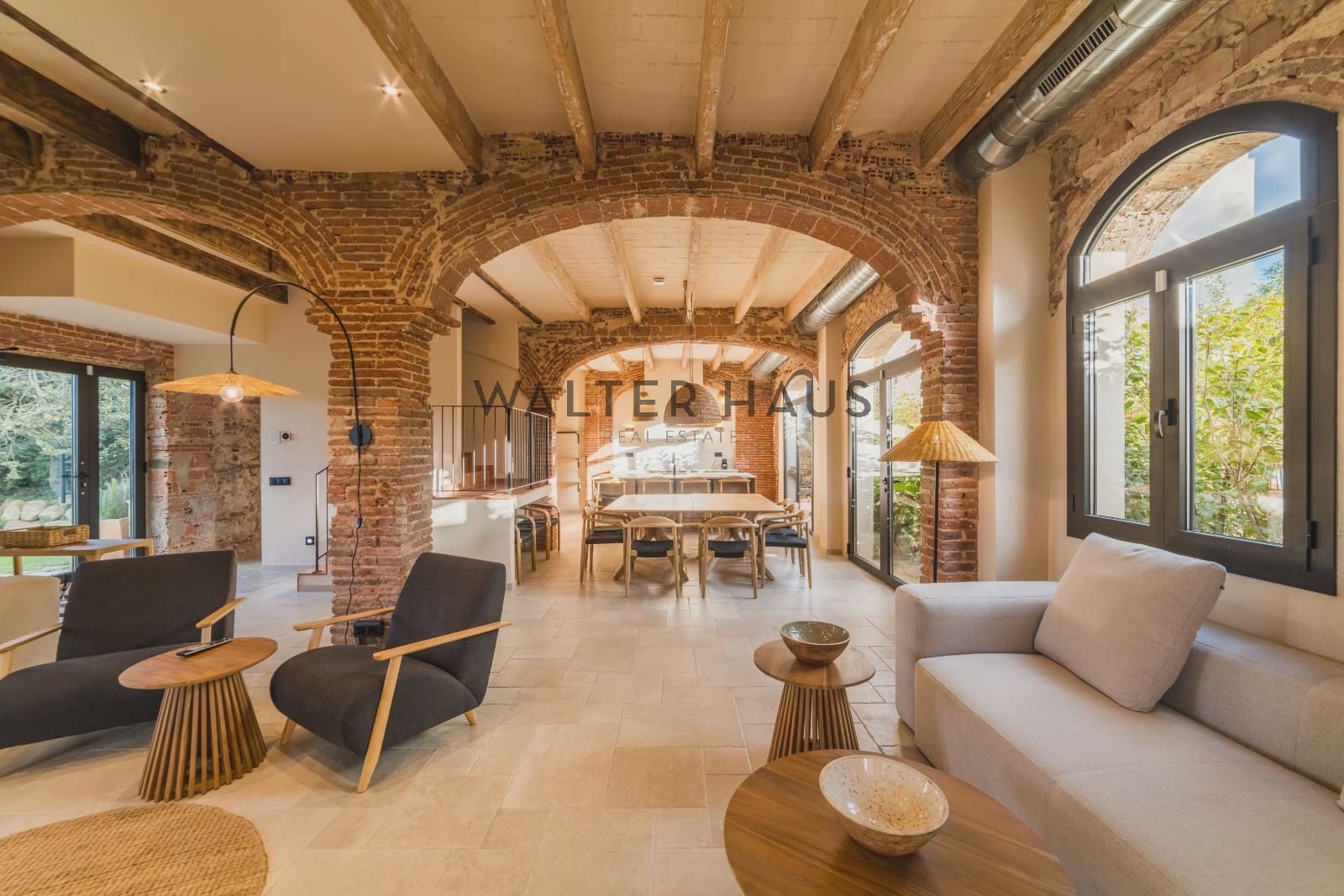 10 bedroom Villa for sale in Santa Cristina d'Aro with pool - € 6,950,000 (Ref: 9517903)