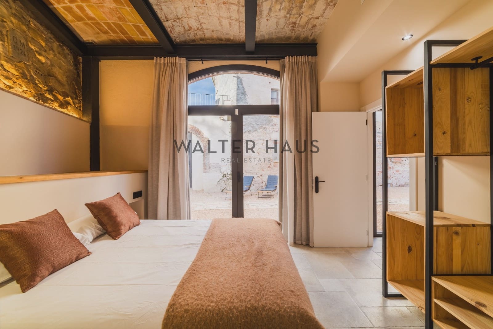 10 bedroom Villa for sale in Santa Cristina d'Aro with pool - € 6,950,000 (Ref: 9517903)