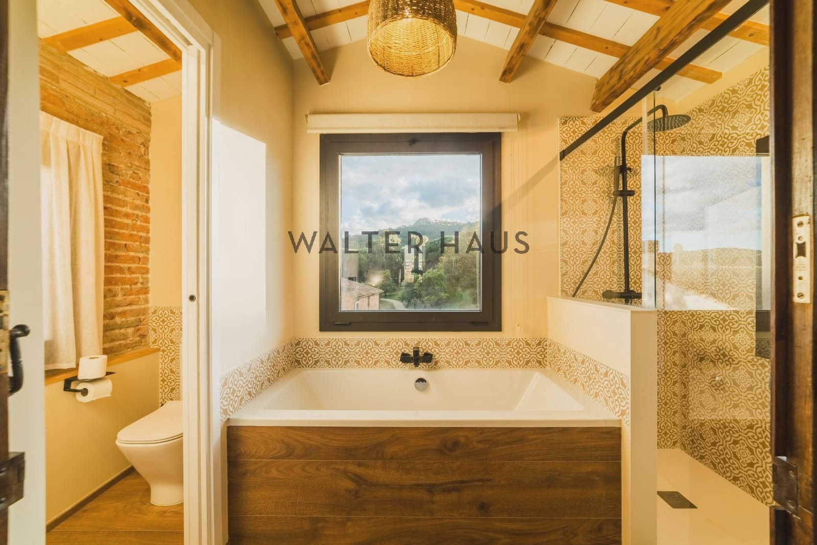 10 bedroom Villa for sale in Santa Cristina d'Aro with pool - € 6,950,000 (Ref: 9517903)