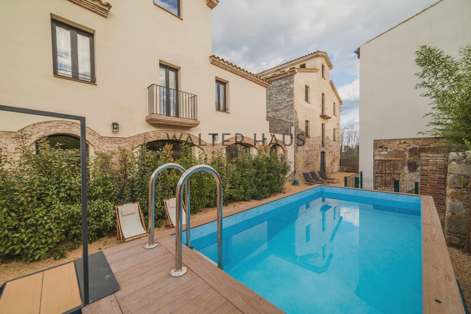 10 bedroom Villa for sale in Santa Cristina d'Aro with pool - € 6,950,000 (Ref: 9517903)