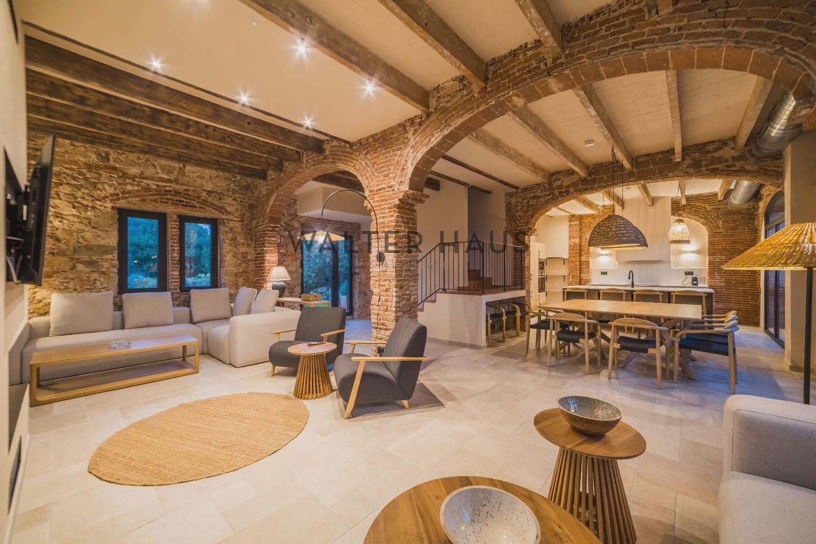 10 bedroom Villa for sale in Santa Cristina d'Aro with pool - € 6,950,000 (Ref: 9517903)