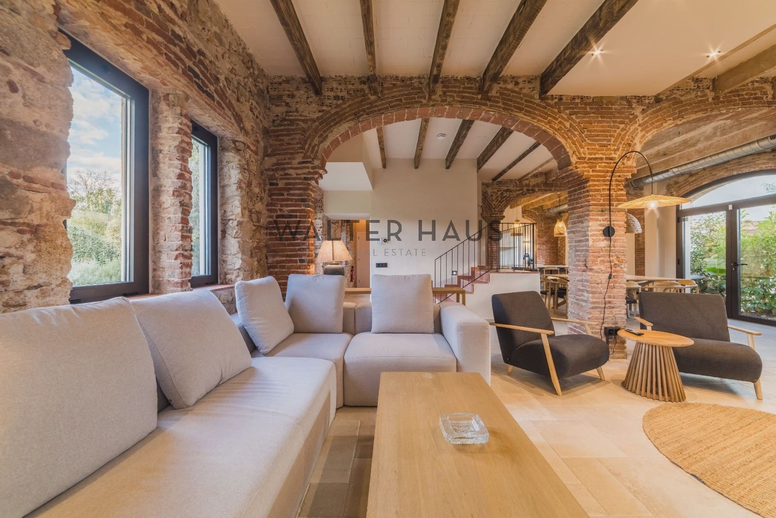 10 bedroom Villa for sale in Santa Cristina d'Aro with pool - € 6,950,000 (Ref: 9517903)