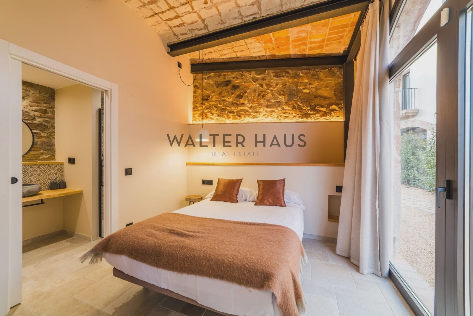 10 bedroom Villa for sale in Santa Cristina d'Aro with pool - € 6,950,000 (Ref: 9517903)