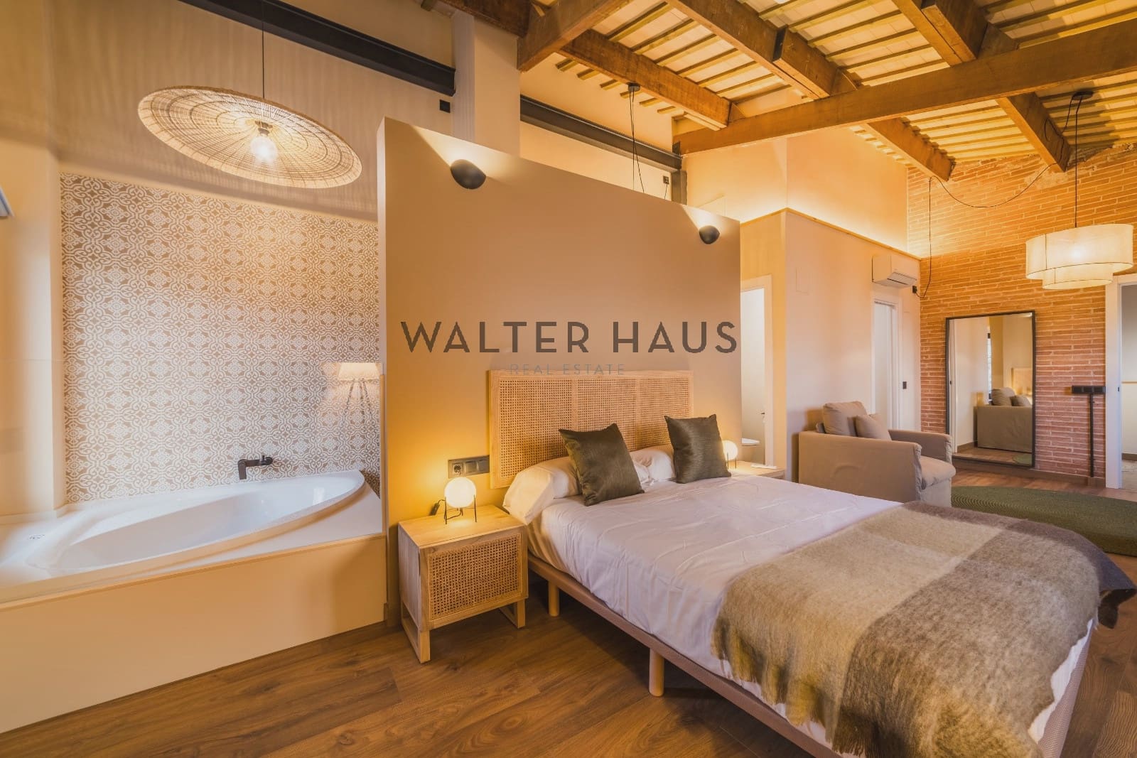 10 bedroom Villa for sale in Santa Cristina d'Aro with pool - € 6,950,000 (Ref: 9517903)