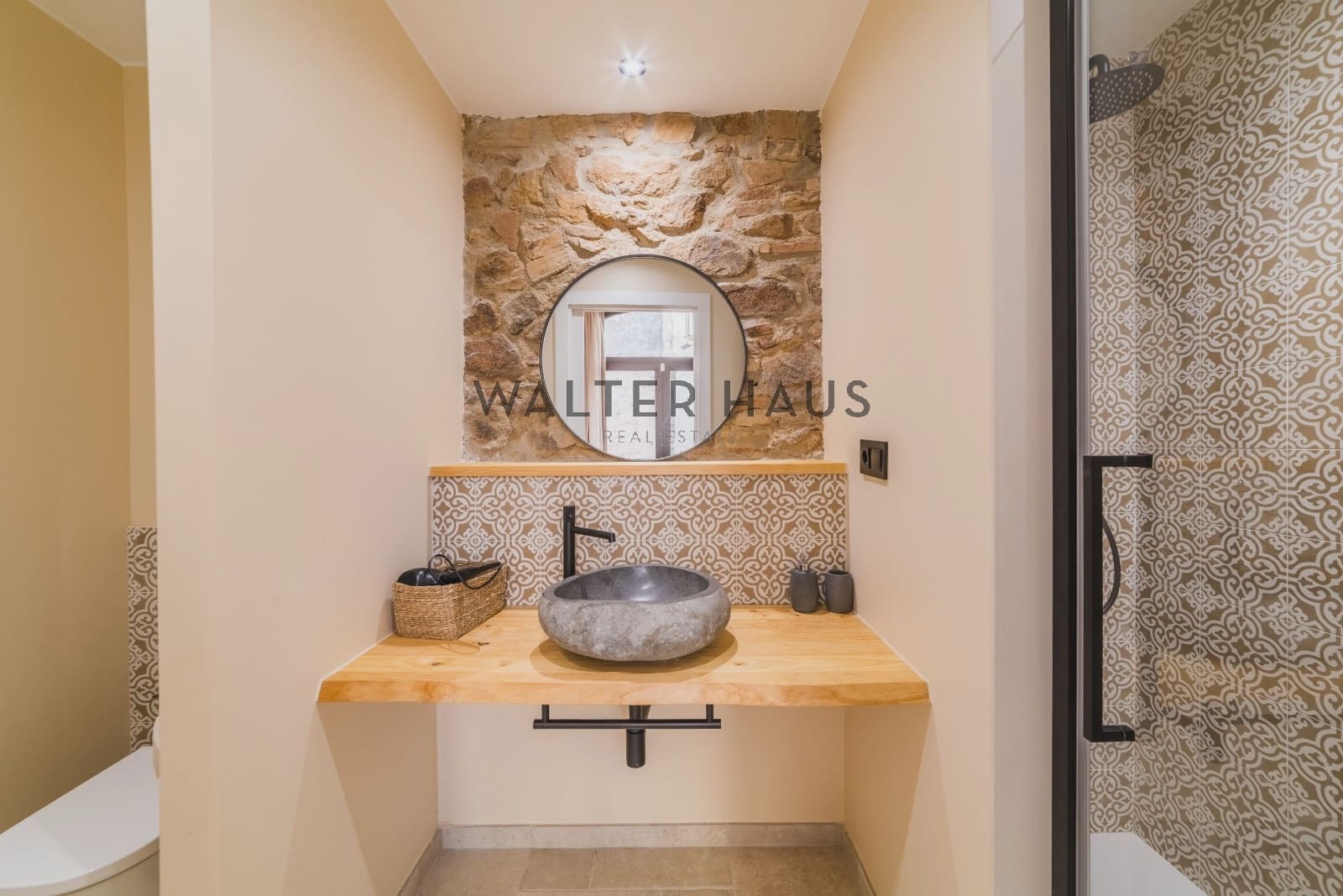 10 bedroom Villa for sale in Santa Cristina d'Aro with pool - € 6,950,000 (Ref: 9517903)