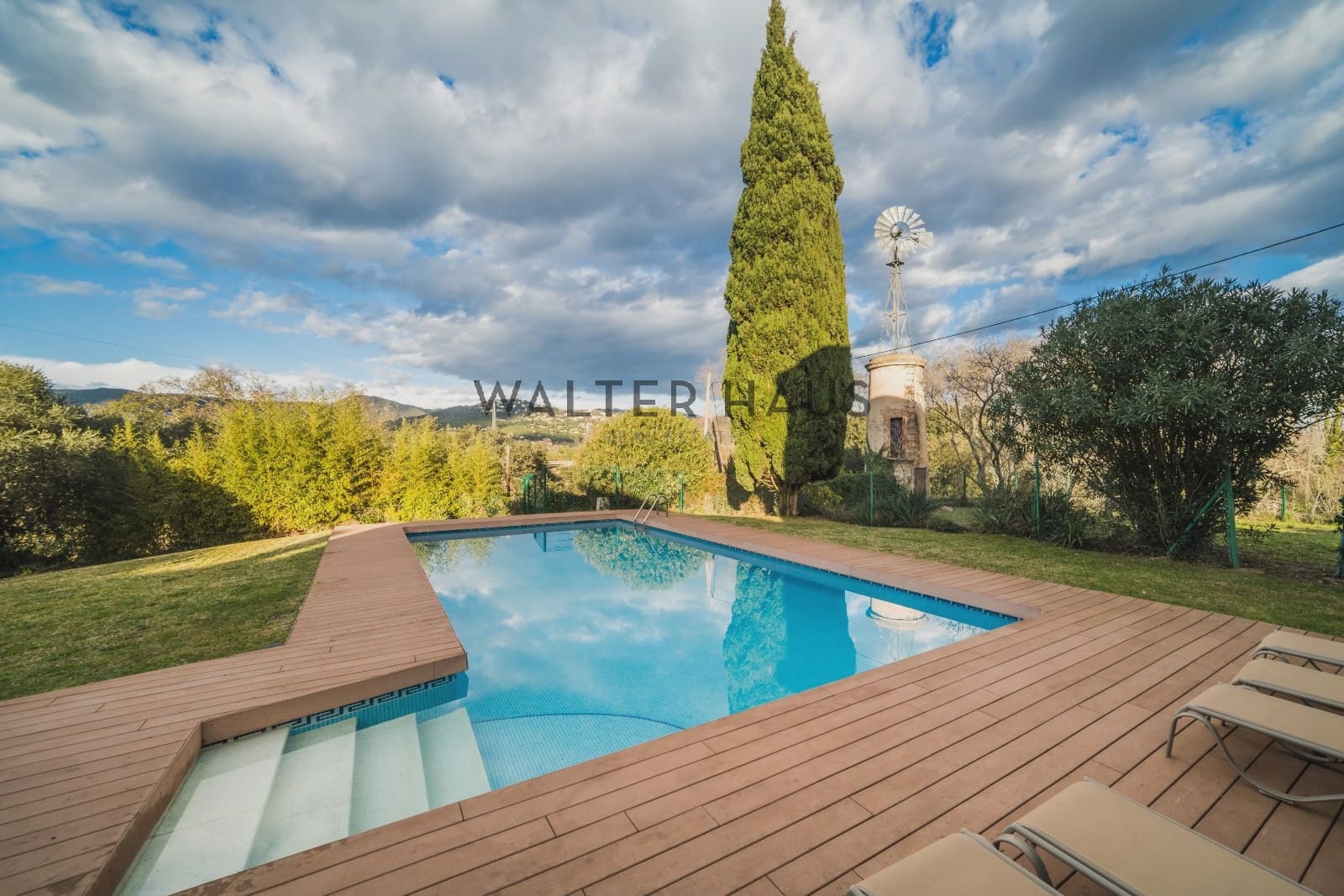 10 bedroom Villa for sale in Santa Cristina d'Aro with pool - € 6,950,000 (Ref: 9517903)