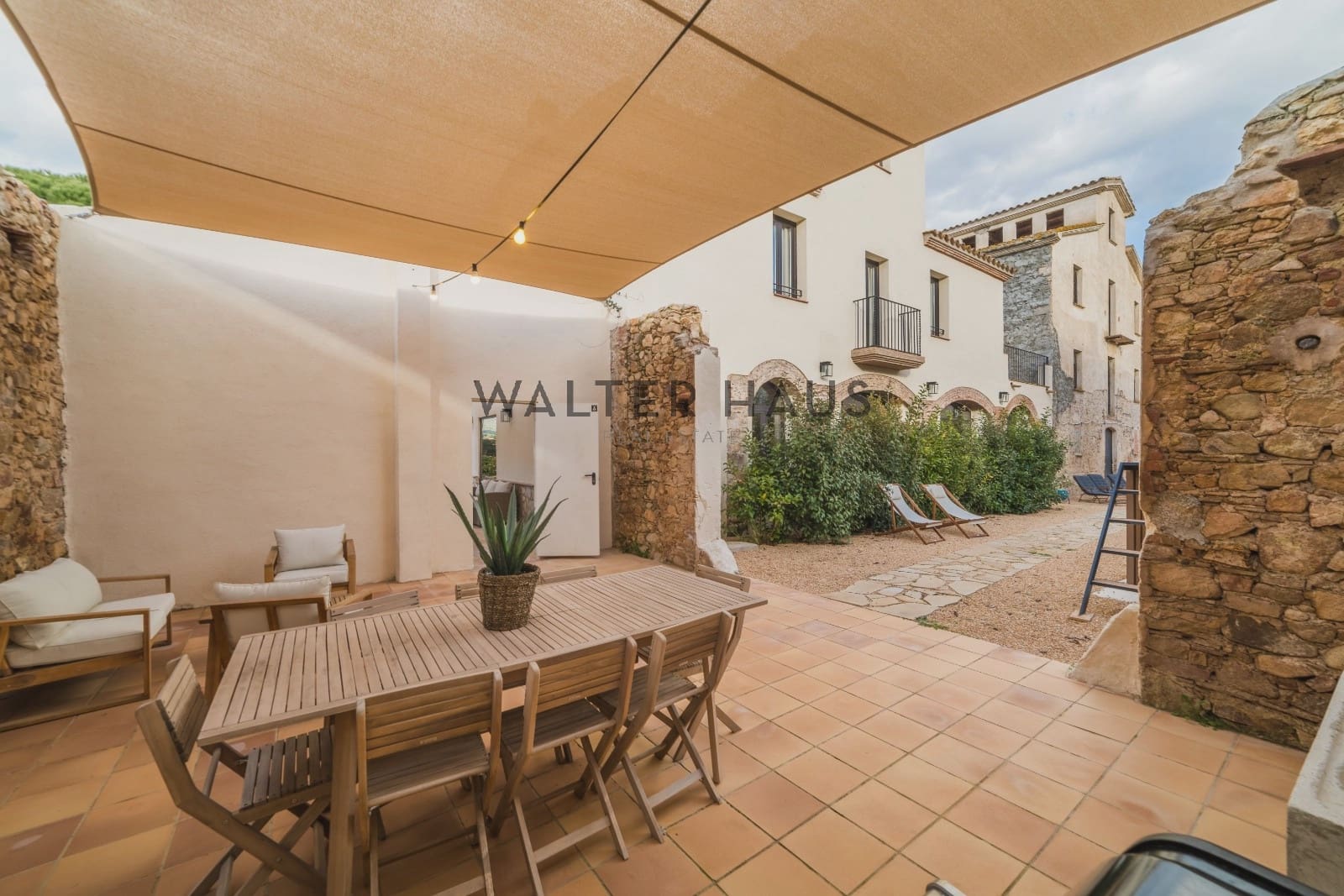 10 bedroom Villa for sale in Santa Cristina d'Aro with pool - € 6,950,000 (Ref: 9517903)