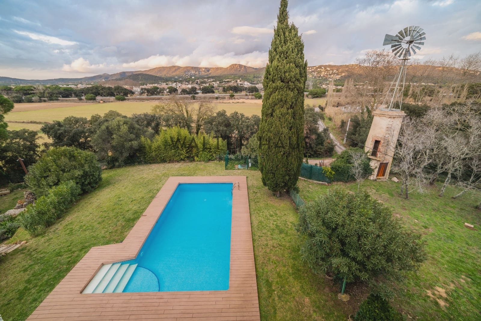 10 bedroom Villa for sale in Santa Cristina d'Aro with pool - € 6,950,000 (Ref: 9517903)