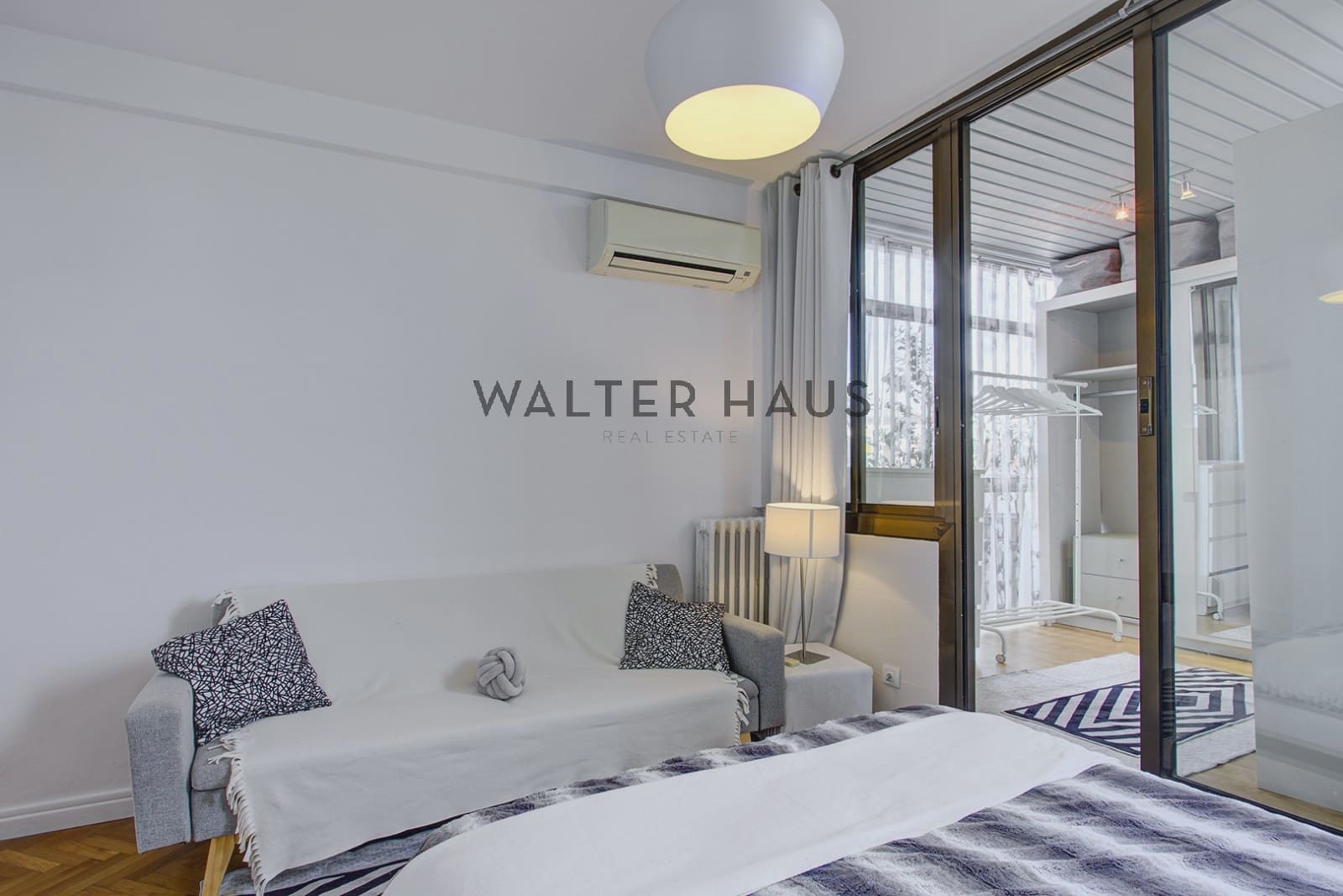 1 makuuhuone Kattohuoneisto myytävänä paikassa Barcelona kaupunki - 595 000 € (Ref: 9528338)