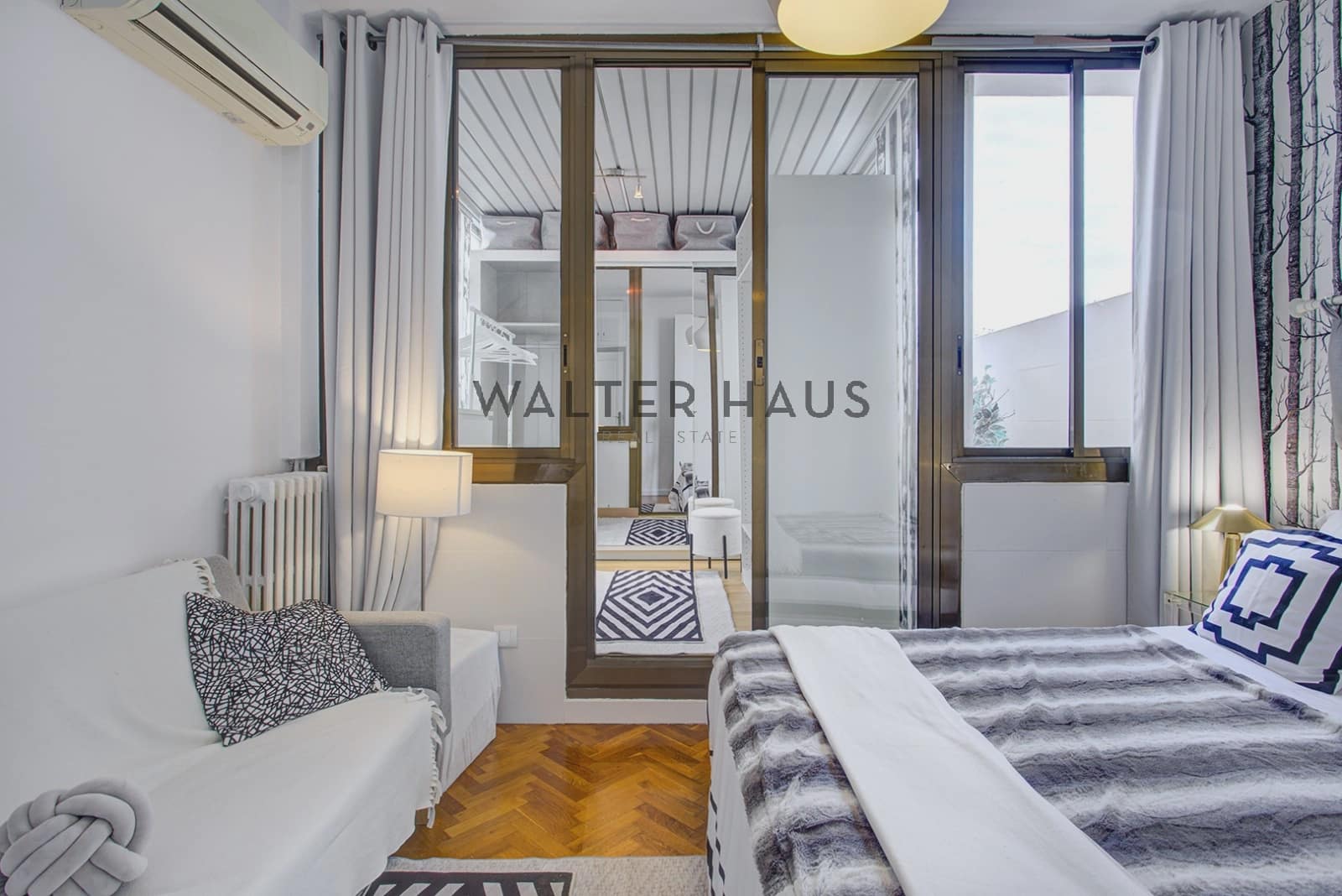 1 makuuhuone Kattohuoneisto myytävänä paikassa Barcelona kaupunki - 595 000 € (Ref: 9528338)