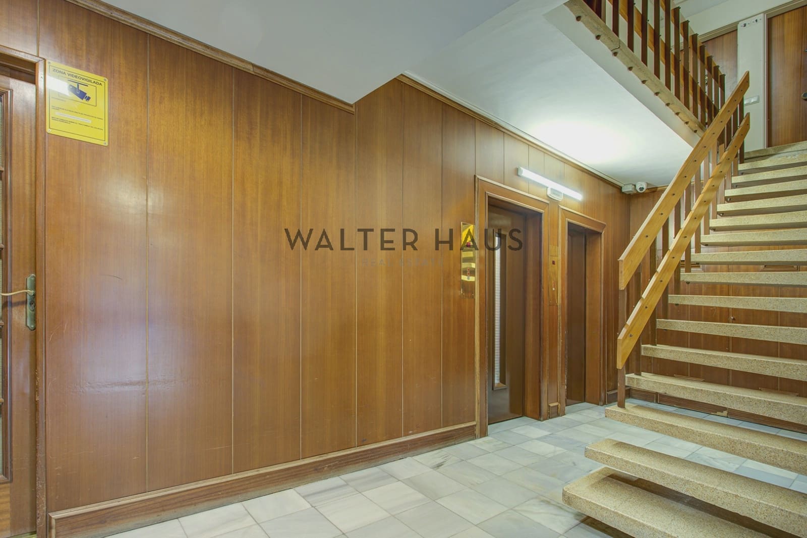 1 makuuhuone Kattohuoneisto myytävänä paikassa Barcelona kaupunki - 595 000 € (Ref: 9528338)