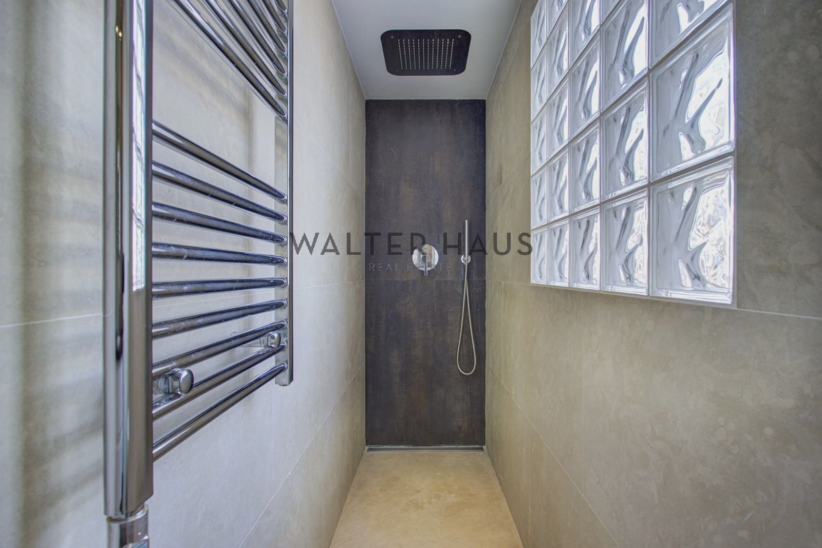 1 slaapkamer Penthouse te koop in Barcelona stad - € 495.000 (Ref: 9528339)