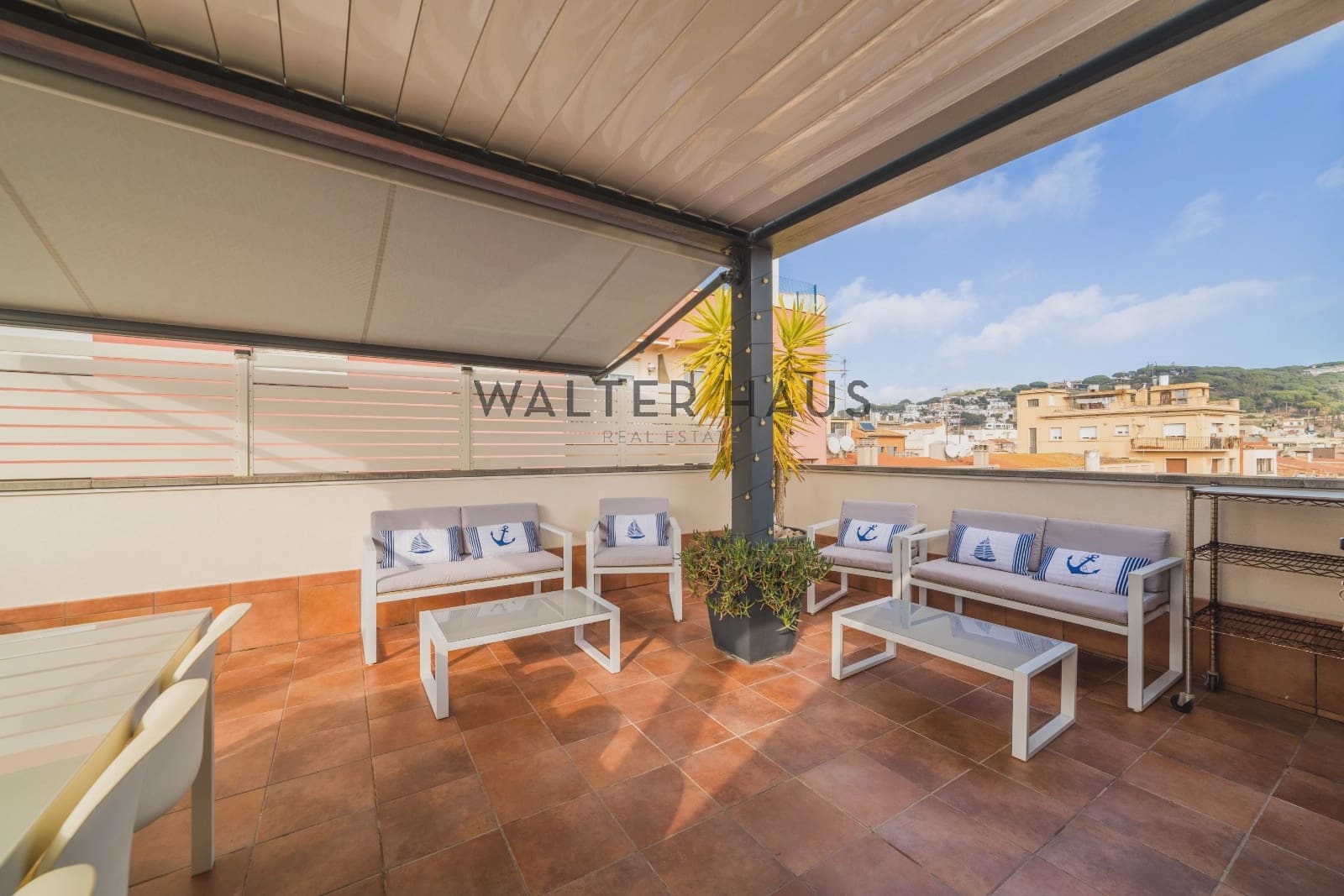 Chalet de 4 habitaciones en Sant Feliu de Guíxols en venta - 840.000 € (Ref: 9528901)