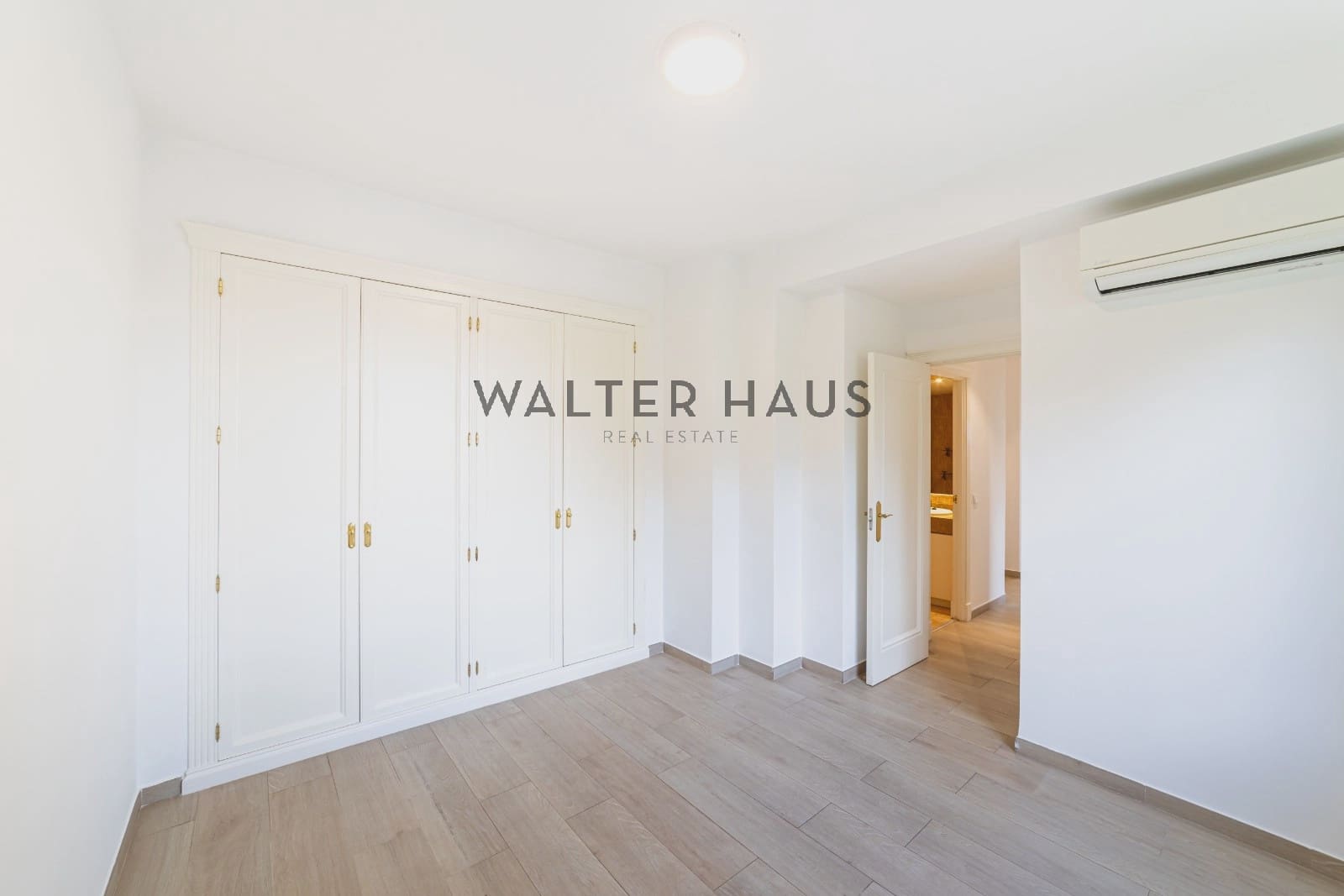 4 slaapkamer Flat te koop in Madrid stad - € 1.745.000 (Ref: 9539780)