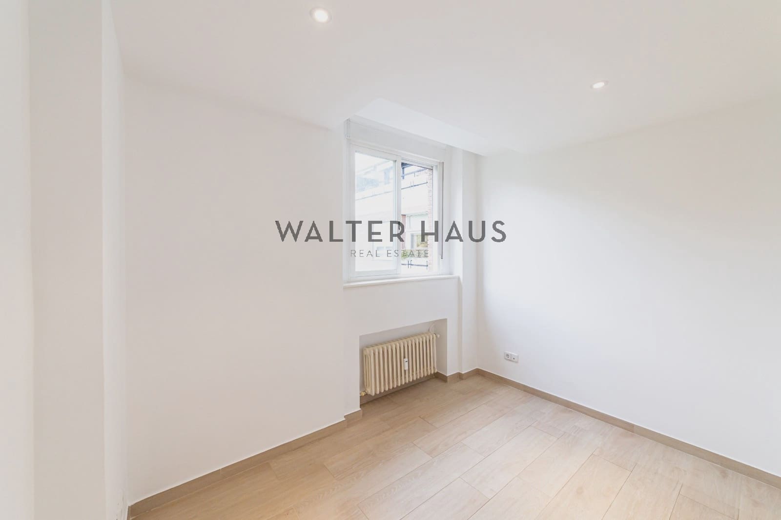 4 slaapkamer Flat te koop in Madrid stad - € 1.745.000 (Ref: 9539780)