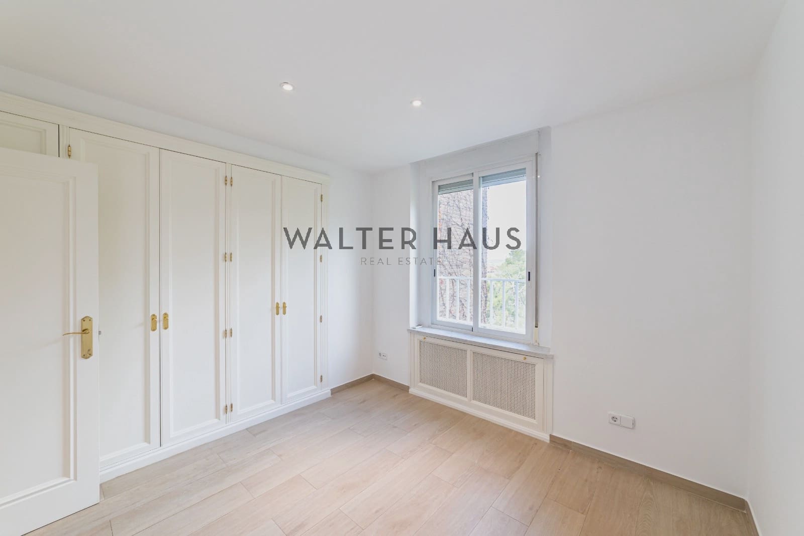 4 slaapkamer Flat te koop in Madrid stad - € 1.745.000 (Ref: 9539780)