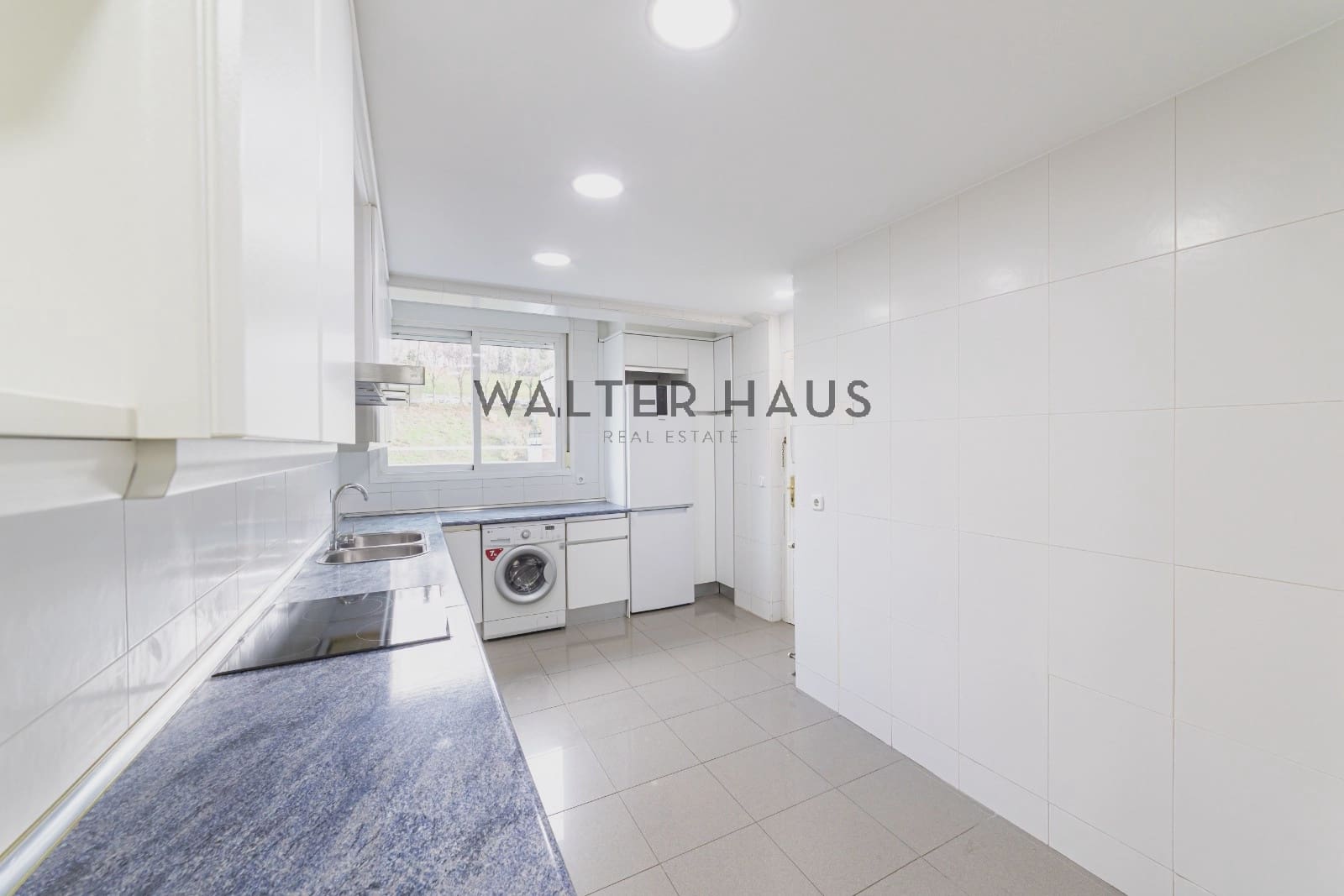 4 slaapkamer Flat te koop in Madrid stad - € 1.745.000 (Ref: 9539780)