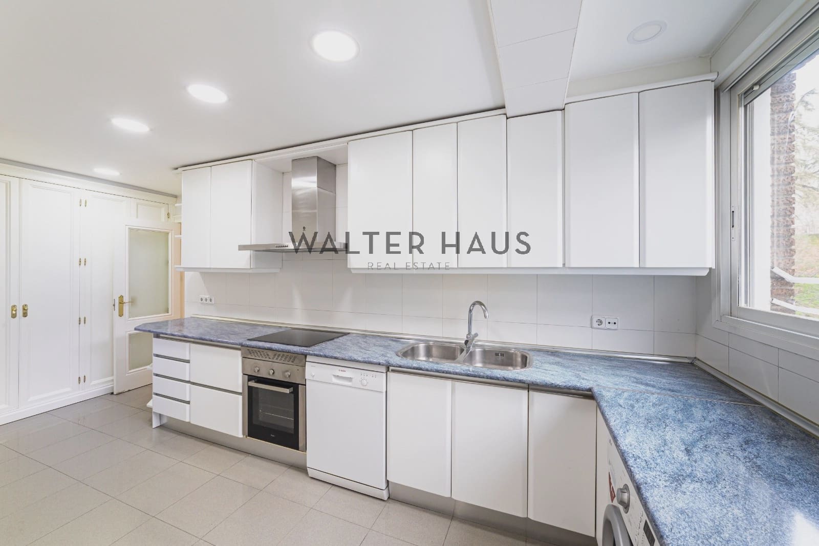 4 slaapkamer Flat te koop in Madrid stad - € 1.745.000 (Ref: 9539780)