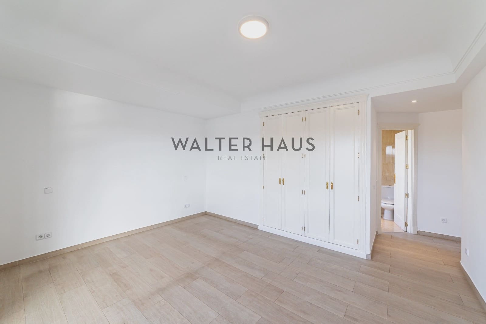 4 slaapkamer Flat te koop in Madrid stad - € 1.745.000 (Ref: 9539780)