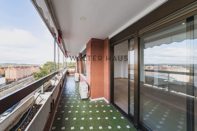 4 slaapkamer Flat te koop in Argüelles, Madrid stad - € 1.745.000 (Ref: 9539780)