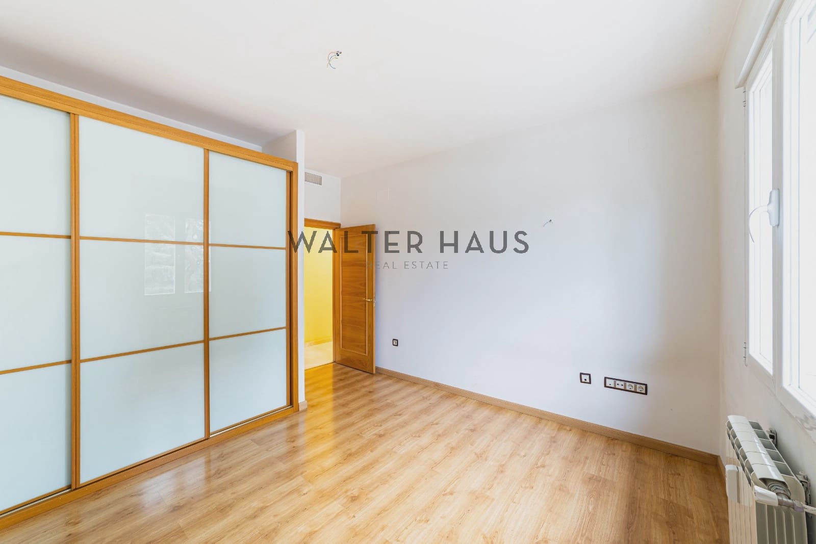 Piso de 5 habitaciones en Madrid ciudad en venta - 1.125.000 € (Ref: 9548983)