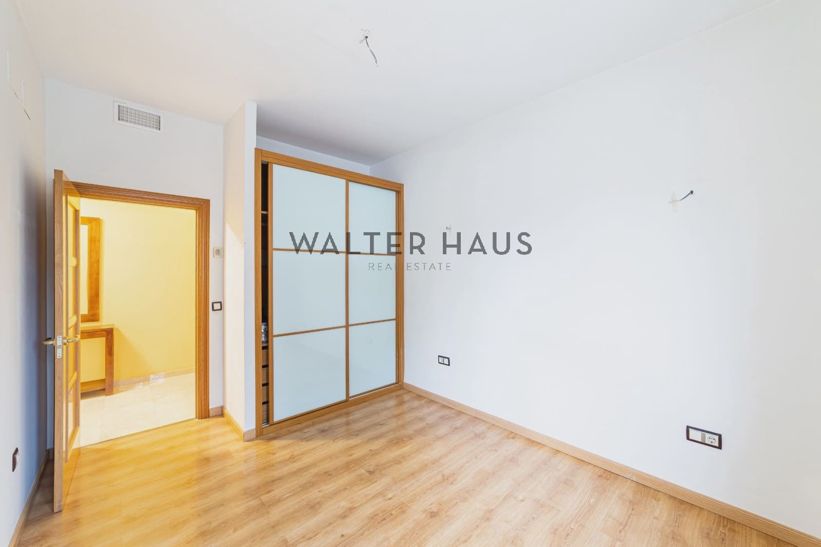 Piso de 5 habitaciones en Madrid ciudad en venta - 1.125.000 € (Ref: 9548983)