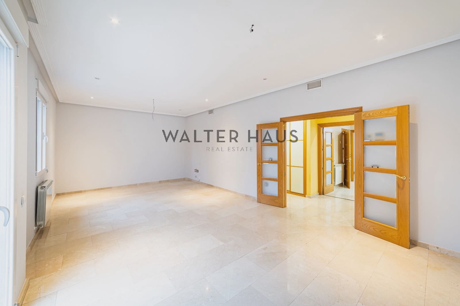 Piso de 5 habitaciones en Madrid ciudad en venta - 1.125.000 € (Ref: 9548983)