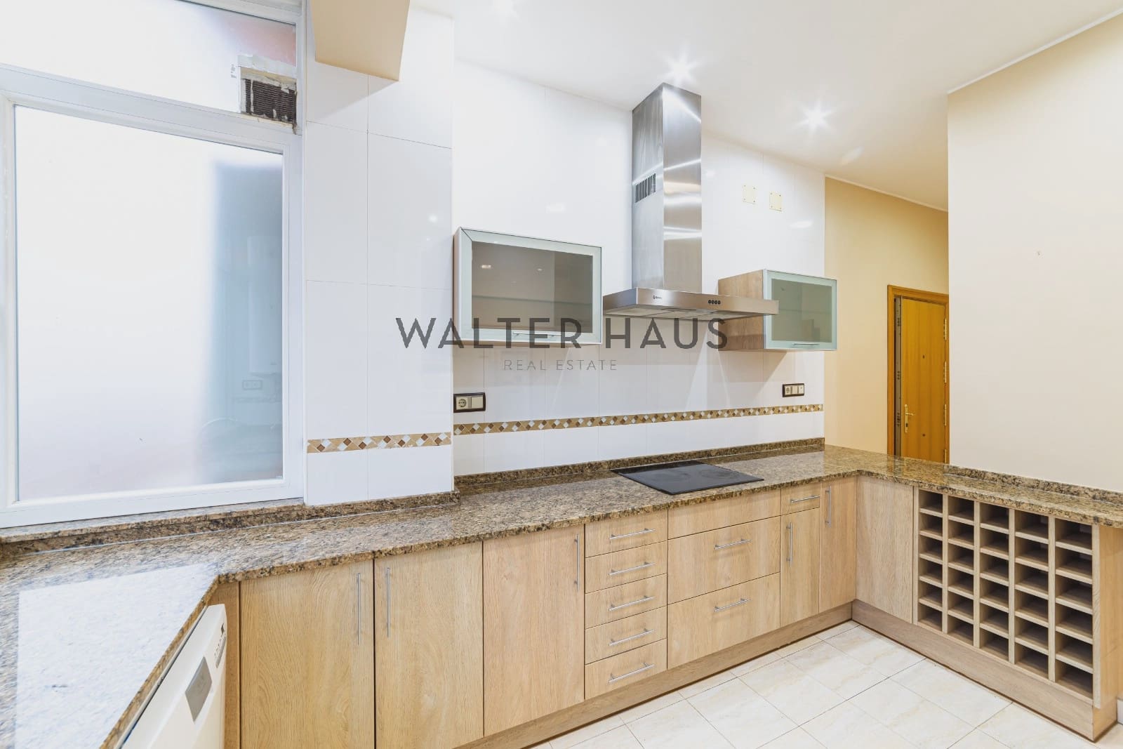 Piso de 5 habitaciones en Madrid ciudad en venta - 1.125.000 € (Ref: 9548983)