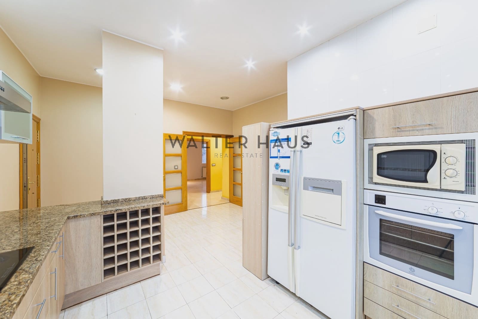 Piso de 5 habitaciones en Madrid ciudad en venta - 1.125.000 € (Ref: 9548983)