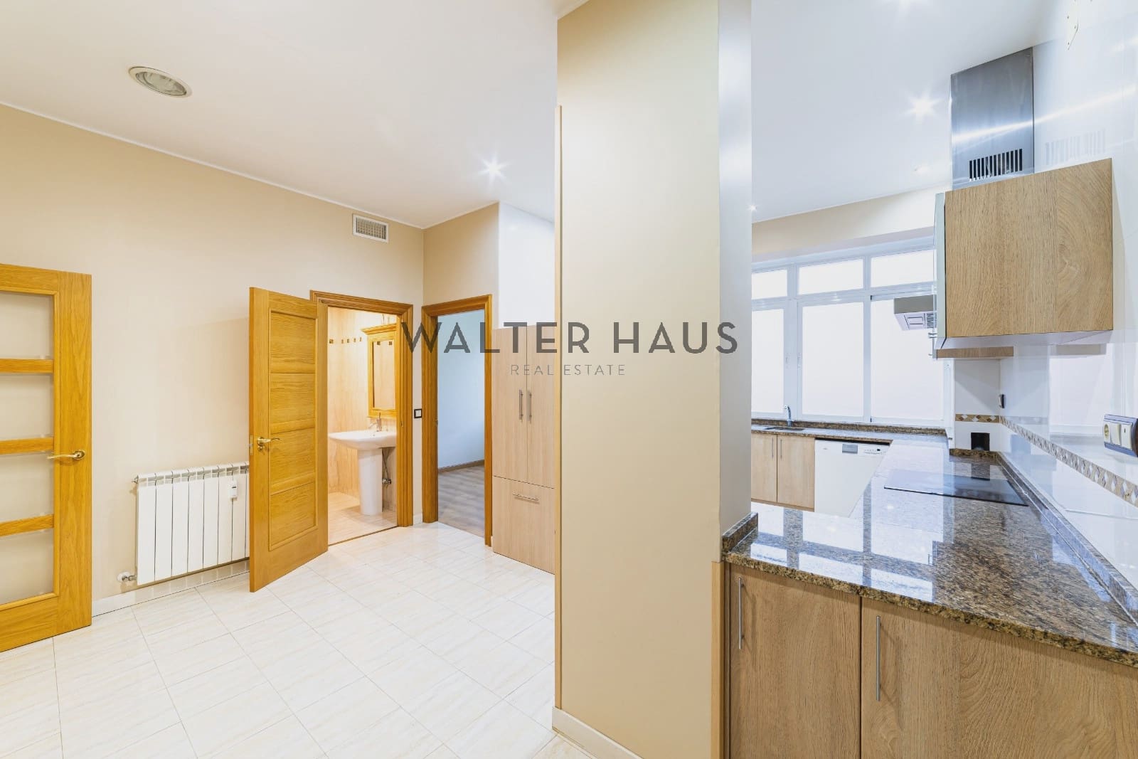 Piso de 5 habitaciones en Madrid ciudad en venta - 1.125.000 € (Ref: 9548983)