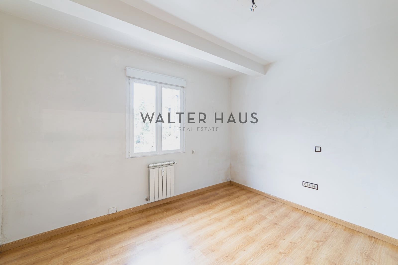 Piso de 5 habitaciones en Madrid ciudad en venta - 1.125.000 € (Ref: 9548983)