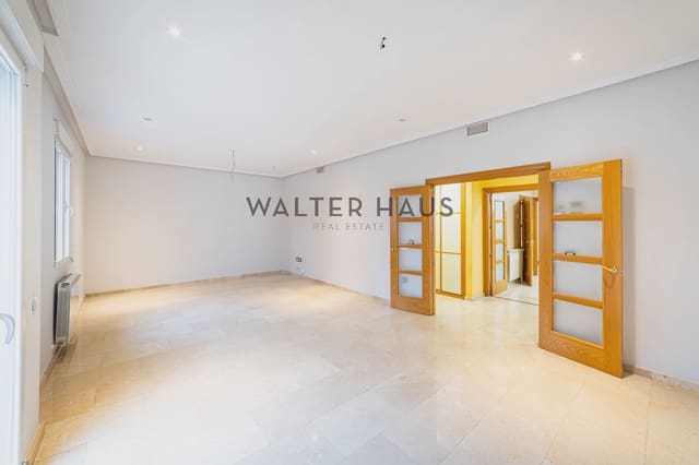 Piso de 5 habitaciones en Costillares, Madrid ciudad en venta - 1.125.000 € (Ref: 9548983)