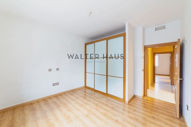 Piso de 5 habitaciones en Costillares, Madrid ciudad en venta - 1.125.000 € (Ref: 9548983)