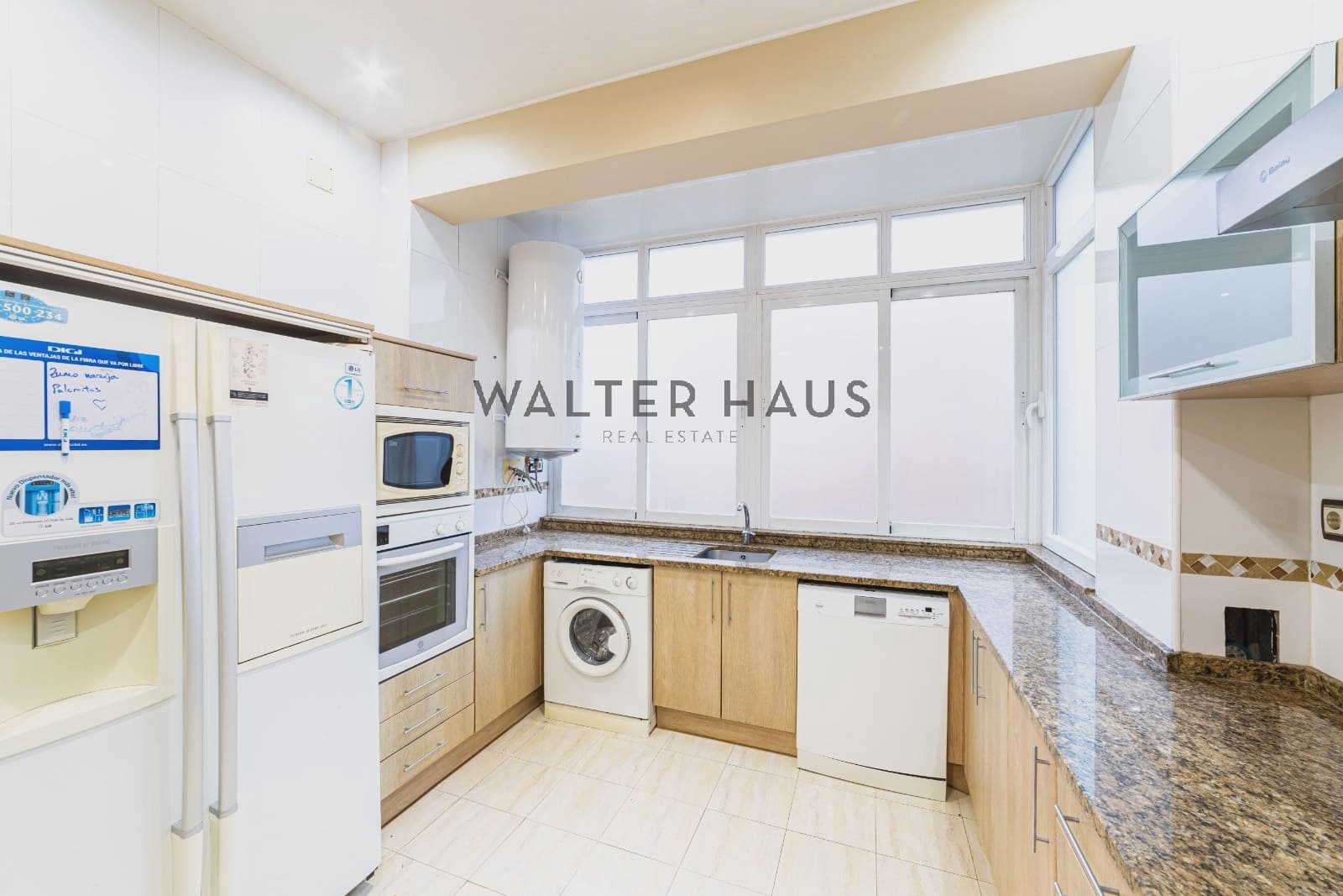 Piso de 5 habitaciones en Madrid ciudad en venta - 1.125.000 € (Ref: 9548983)