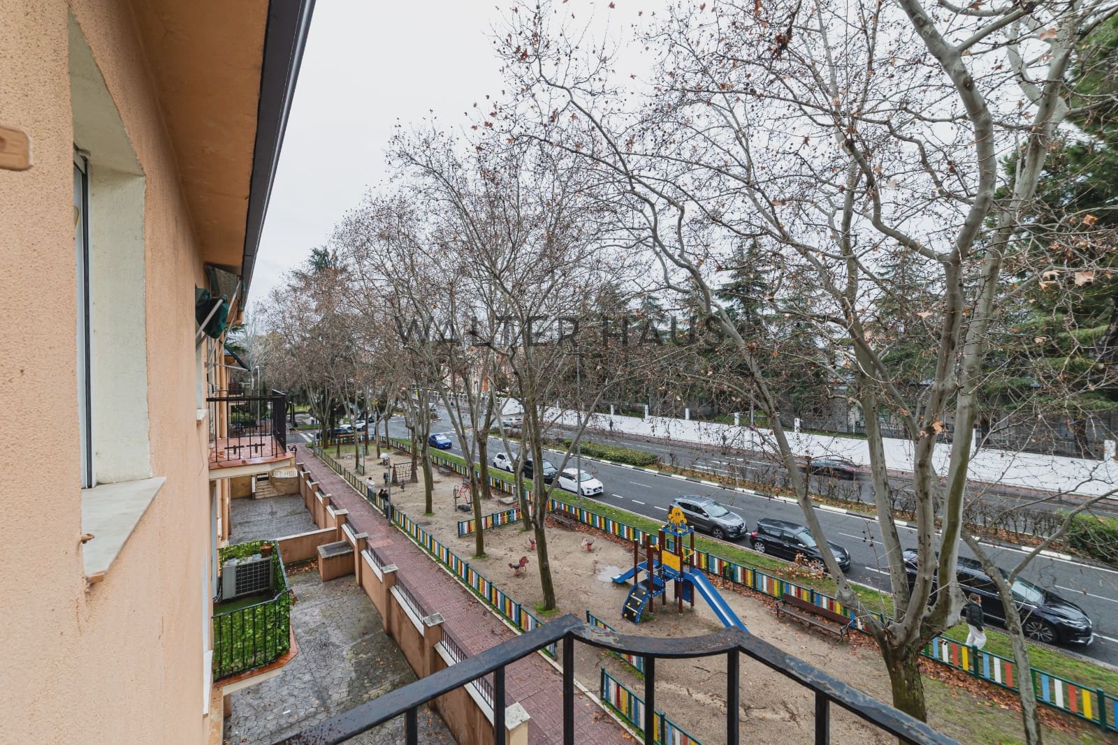 Piso de 5 habitaciones en Madrid ciudad en venta - 1.125.000 € (Ref: 9548983)