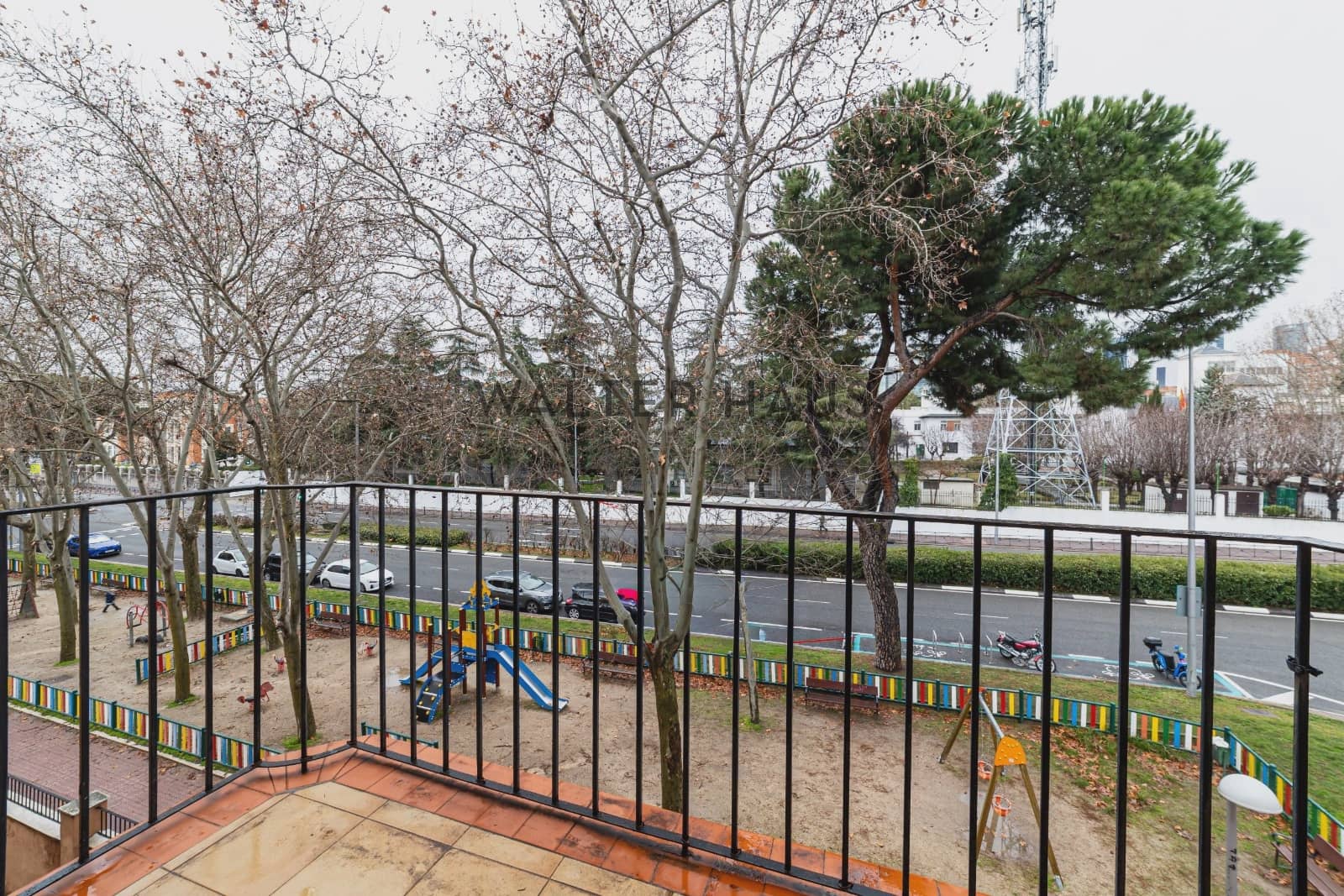 Piso de 5 habitaciones en Madrid ciudad en venta - 1.125.000 € (Ref: 9548983)