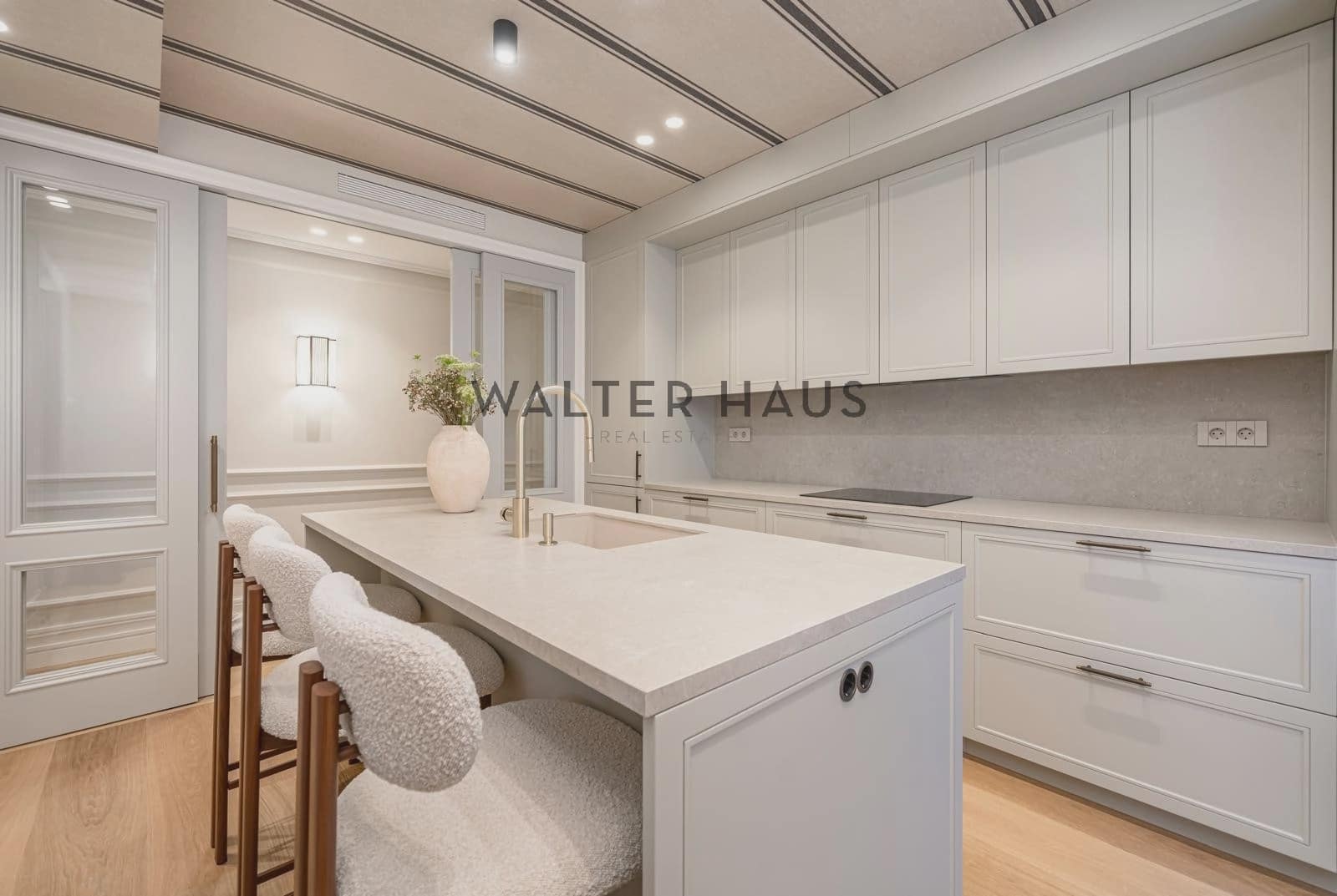 3 bedroom Penthouse for sale in Madrid city - € 2,720,000 (Ref: 9552631)